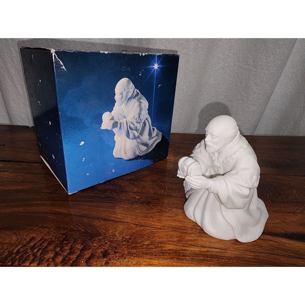 1982 Avon Nativity Collectibles The Magi Melchior‎  Porcelain Figurine
